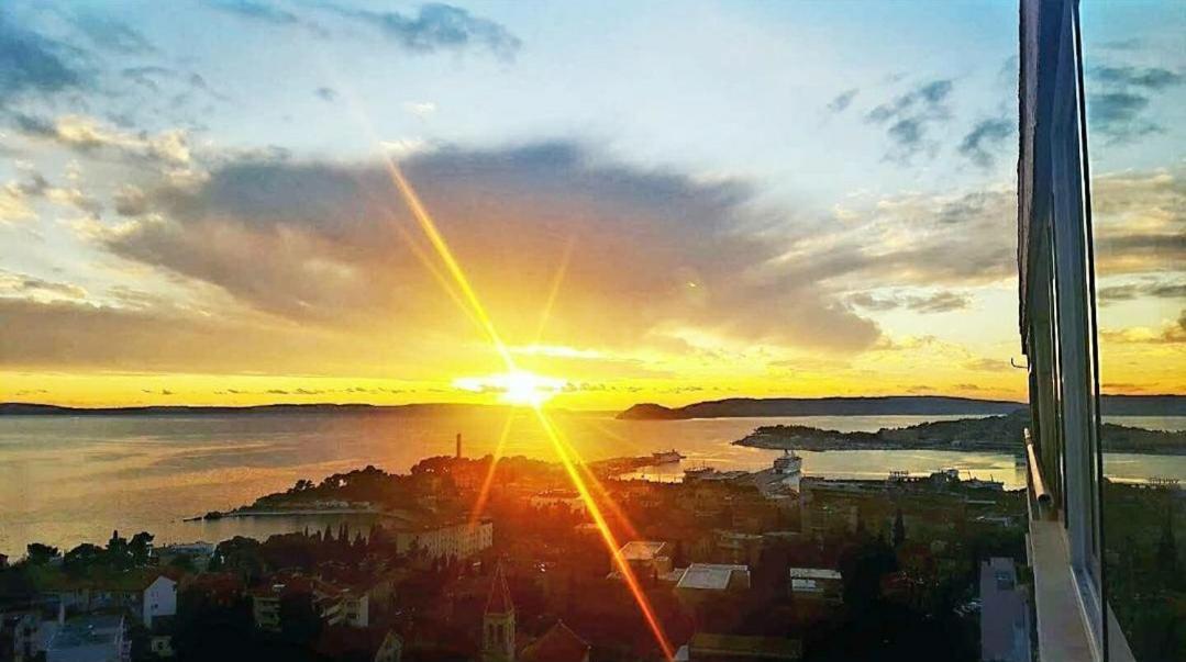 Penthouse Horizont Leilighet Split Eksteriør bilde