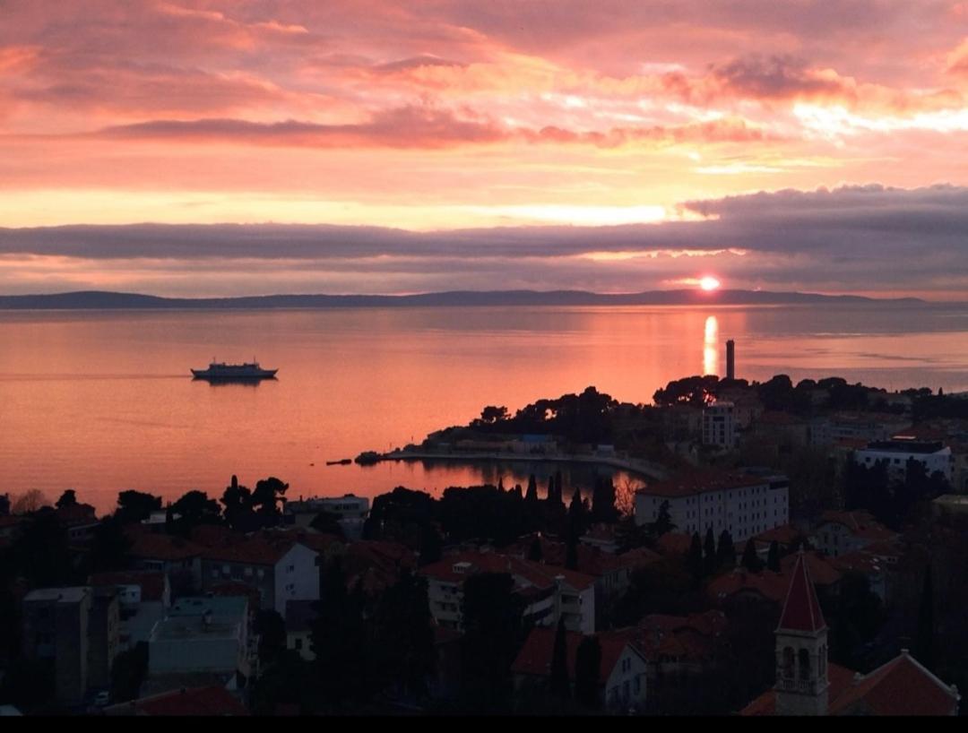 Penthouse Horizont Leilighet Split Eksteriør bilde